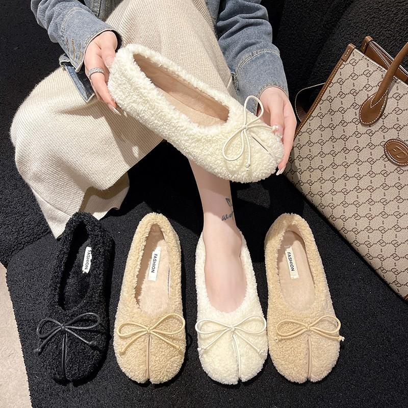 Sweet Fluffy Shoes for Women To Wear Outside Autumn and Winter 2025 New Velvet Beanie Shoes, Shallow Mouth Versatile Flat Bottom Warm Cotton Shoes