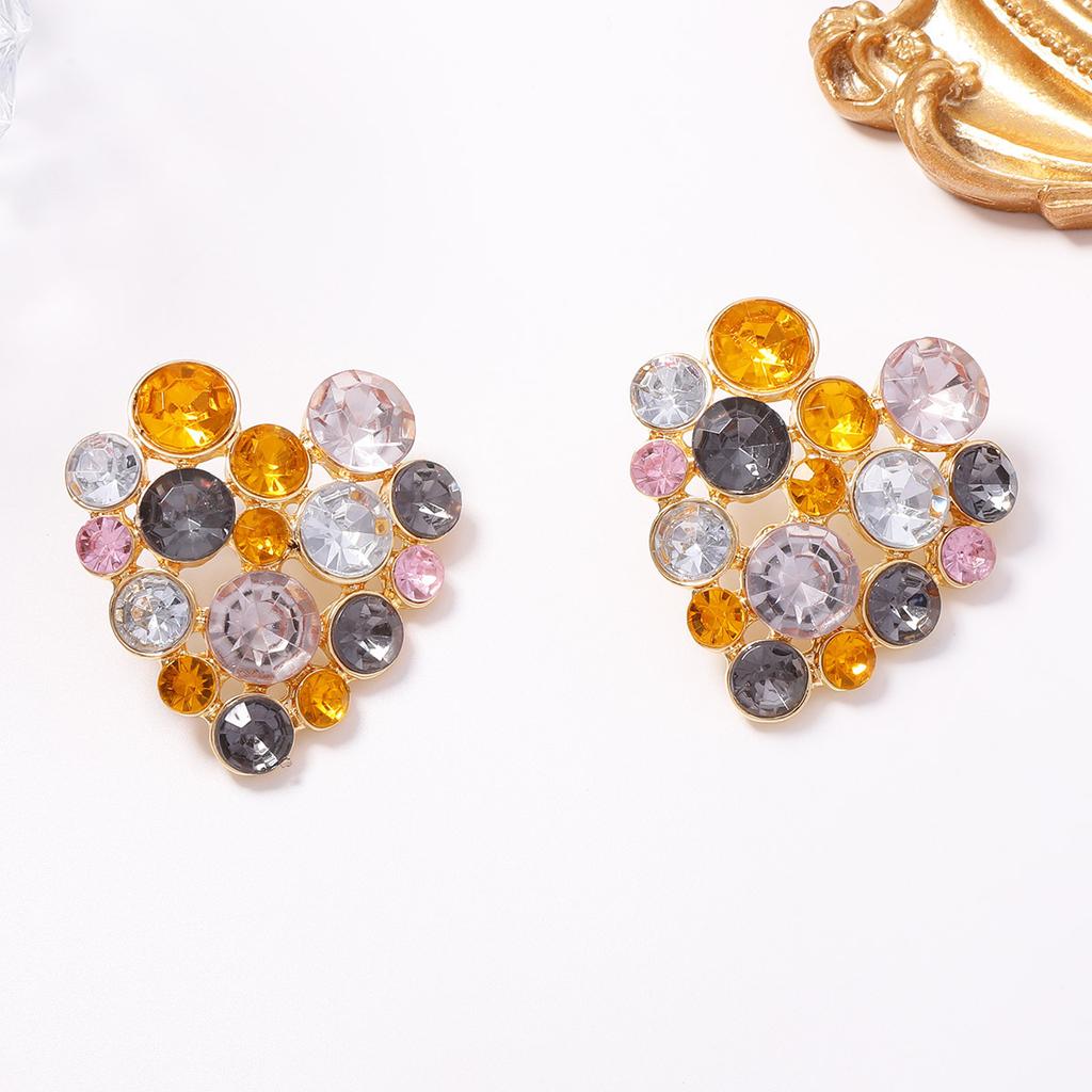 Light Luxury Colored Rhinestone Heart-Shaped Stud Earrings for Women Fashion Geometric Hollow Metal Earrings Wedding Jewelry