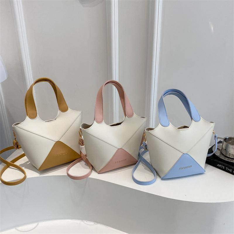 Niche Design Splicing Matte Bag 2025 New Versatile Messenger Bag Casual Shoulder Underarm Bag Portable Bucket Bag
