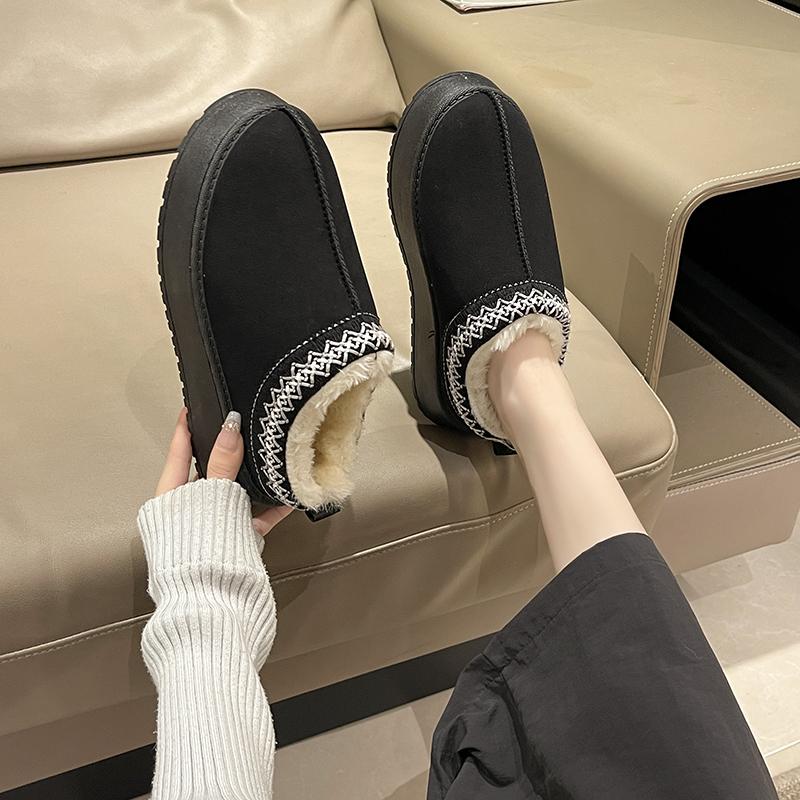 Fashion Chelsea Ankle Snow Boots Women Short Plush Warm Flats Slippers Winter New Brand Outdoor Fur Women Boots Platform Cotton Shoes