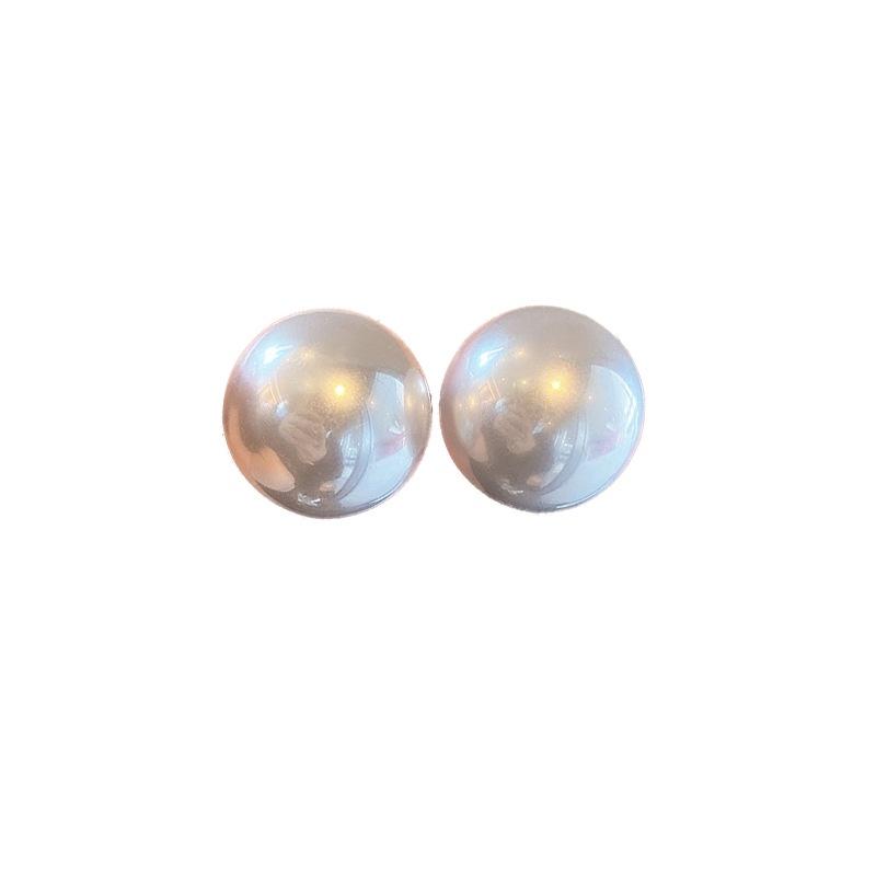 Statement Pearl Ear Studs For Women Fashionable And Trendy Accessories For A Chic Look