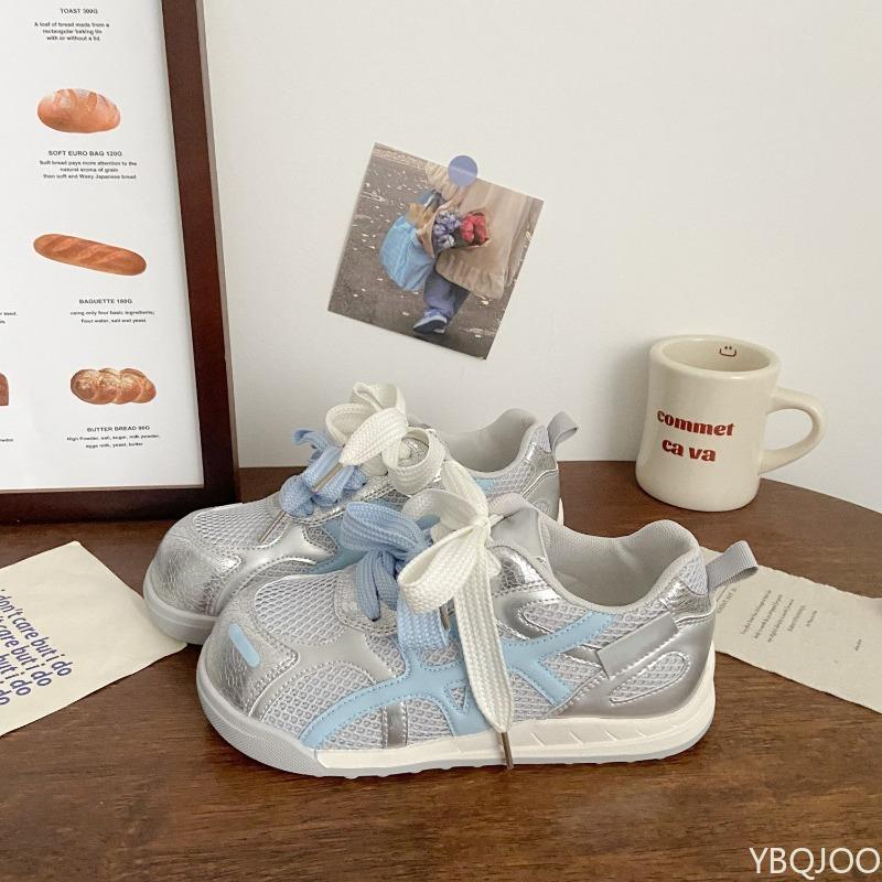 New Lightweight Breathable Sports Shoes Women Spring Summer Fashionable Versatile Flat Shoes Leisure Comfortable Women Sneakers