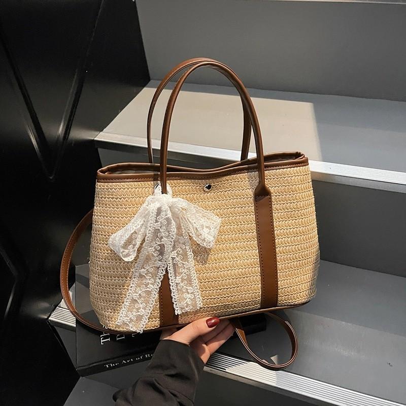 Korean Style Rainbow Straw Woven Shoulder Bag With Polyester Lining For Urban Outings