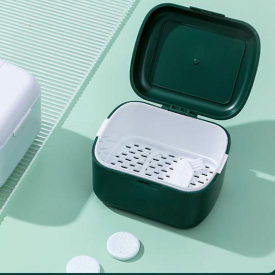 Almacenamiento de tirantes compacto multiusos tapa con hebilla caja de baño para dentadura retenedor de taza caja de limpieza ortodoncia