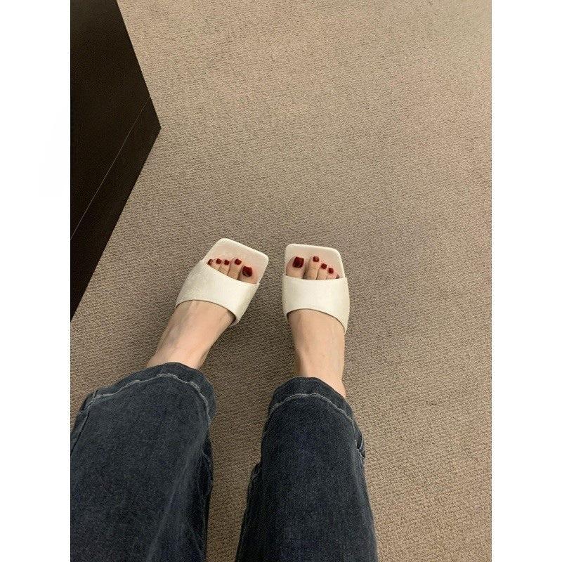 Silver high-heeled one-word slippers, women's shoes, new square-heeled thick-heeled sandals in spring
