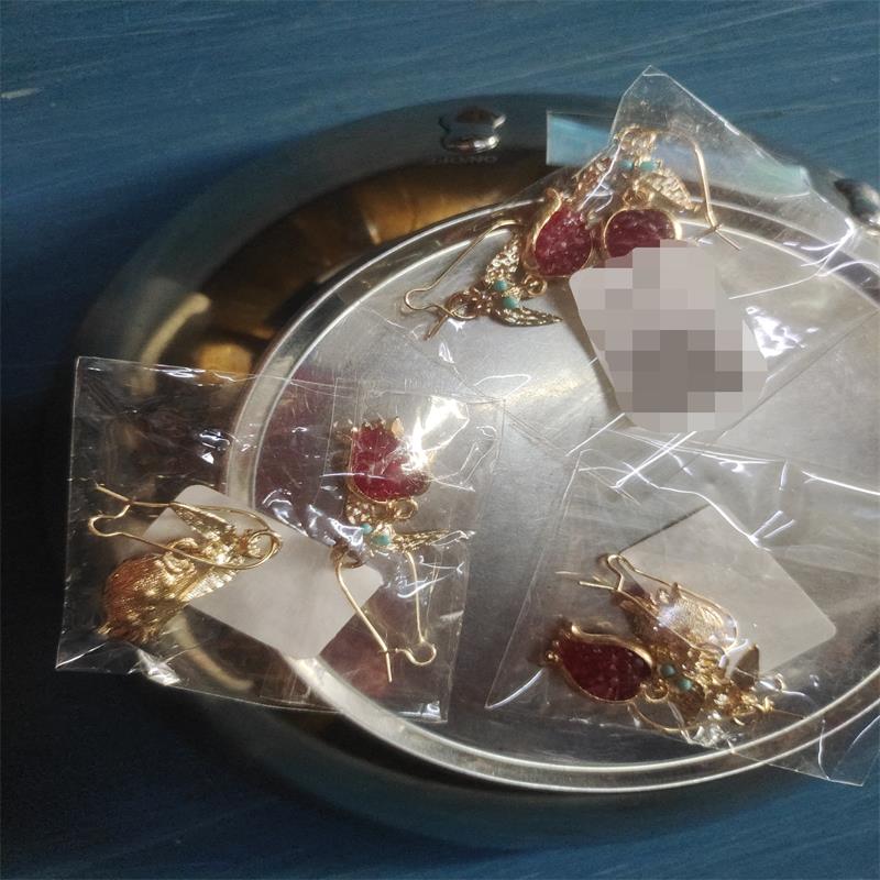 Vintage Fruit Red Pomegranate Crystal Drop Earrings for Women Fashion Zircon
