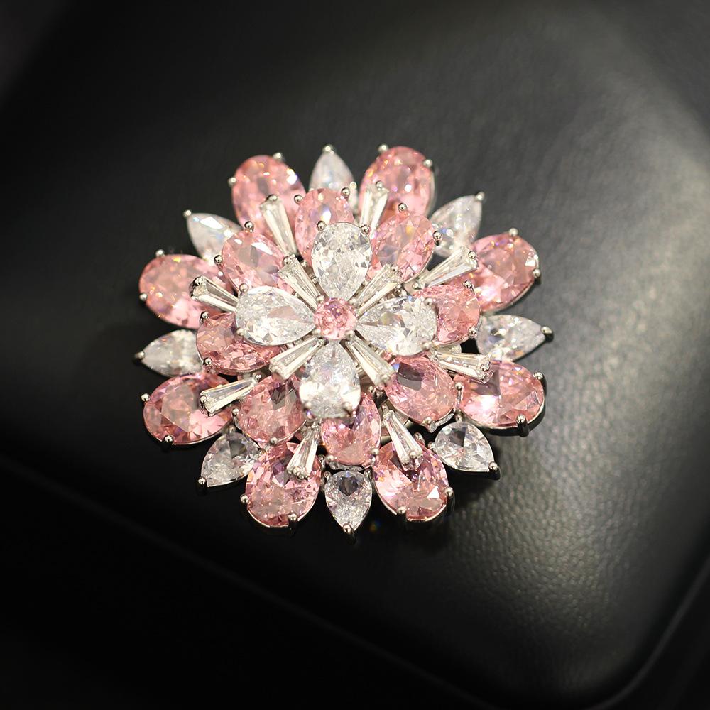 Cross-border New Style Valentine s Day Gift Sweet Cherry Blossom Magnetic Clasp Fashionable Luxury Copper Brooch