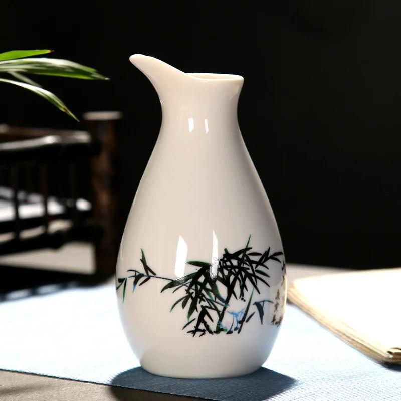 Creative 1 Pot and 8 Cups Ceramic Wine Set Chinese White Wine Glasses and Jugs Vintage Wine Dispenser Gift Box Set