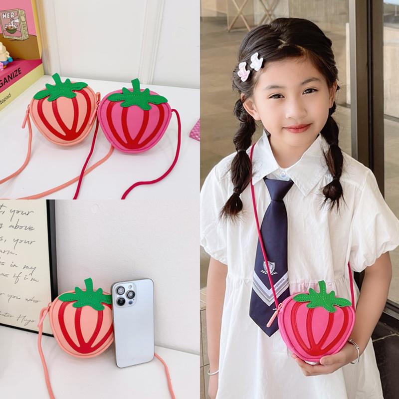 Childrens Strawberry Shaped Mini Shoulder Bag For Kindergarten Girls And Boys