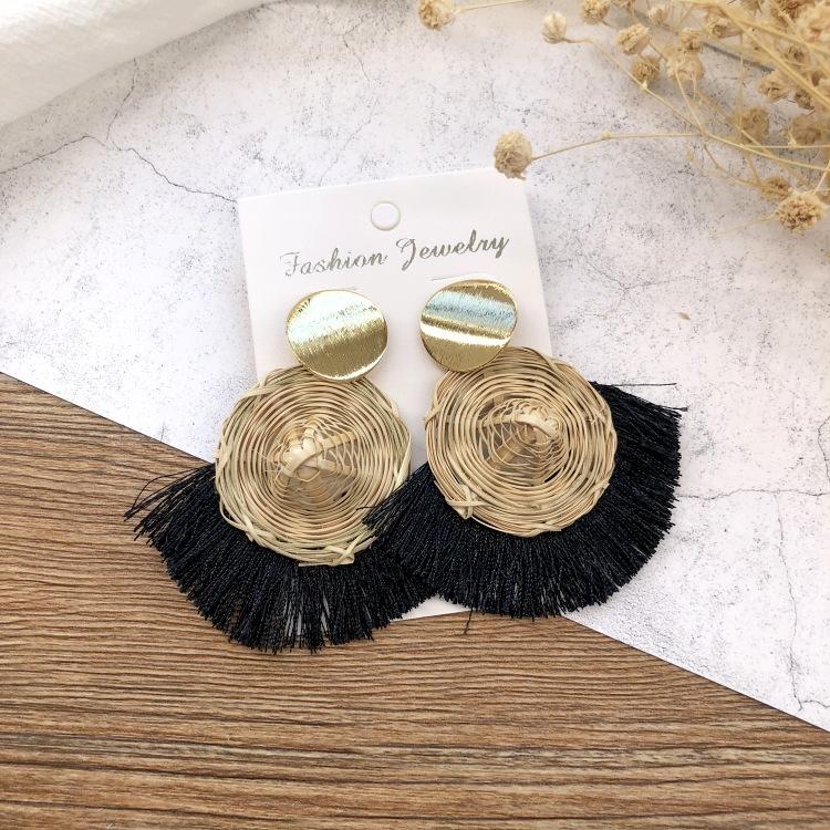 Holiday Style Handmade Grass Rattan Woven Earrings Retro Fringed Simple Stud Earrings Temperament Versatile Women's Earrings