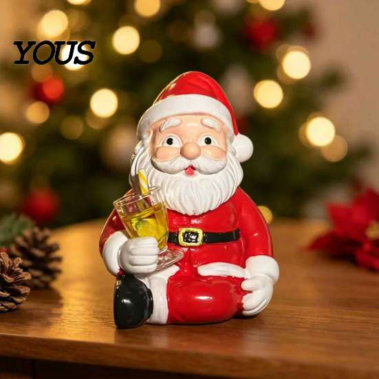 Miniature Flower Pots 3PCS Mini Santa Claus Resin Ornaments, Cute Desktop Figurines, Weather Resistant Yard Art Christmas Decorative Accents