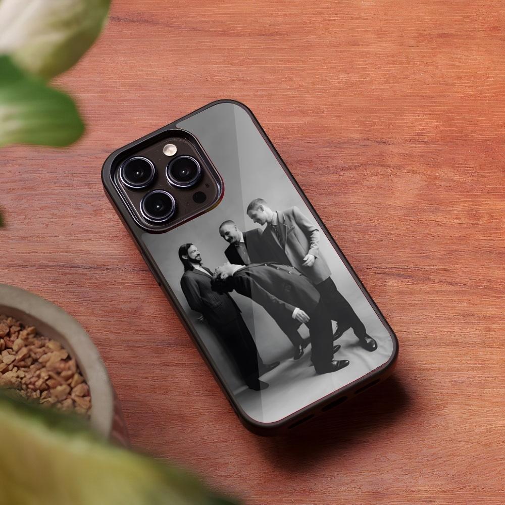 Rock Band The 1975 Phone Case for Iphone 16 15 14 13 Pro Max 12 11 Mini 7 8 Plus Se Xr X Xs Fundas Shell PC+TPU Cover