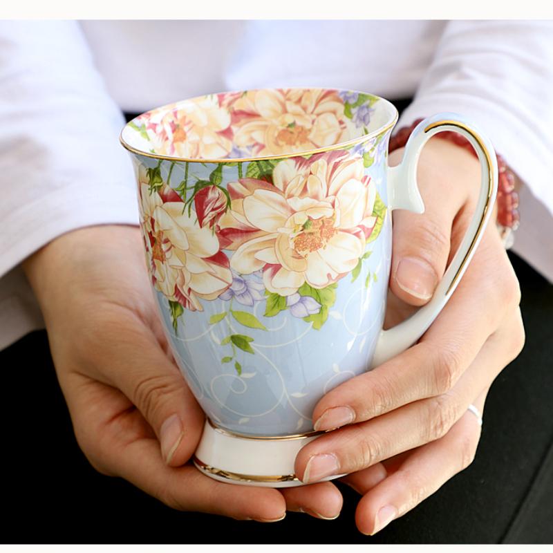 300ml Bone China Coffee Mugs- Blue Pink Elegant Floral Tea Mug with Gold Trim, Large Capacity Ceramic Cup for Coffee Tea and Milk for Home Office