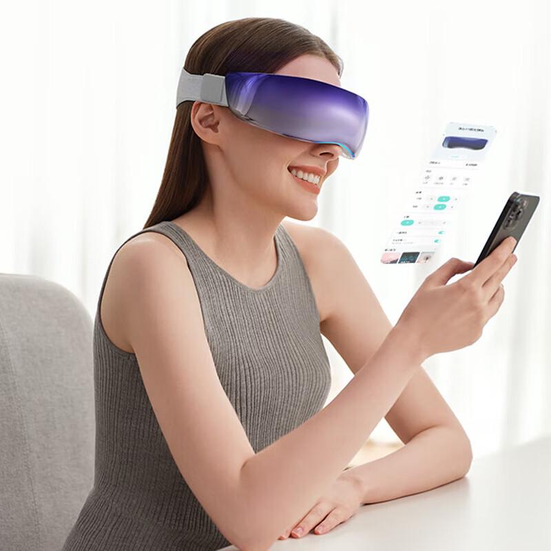 SKG K7 Deluxe Eye Massager