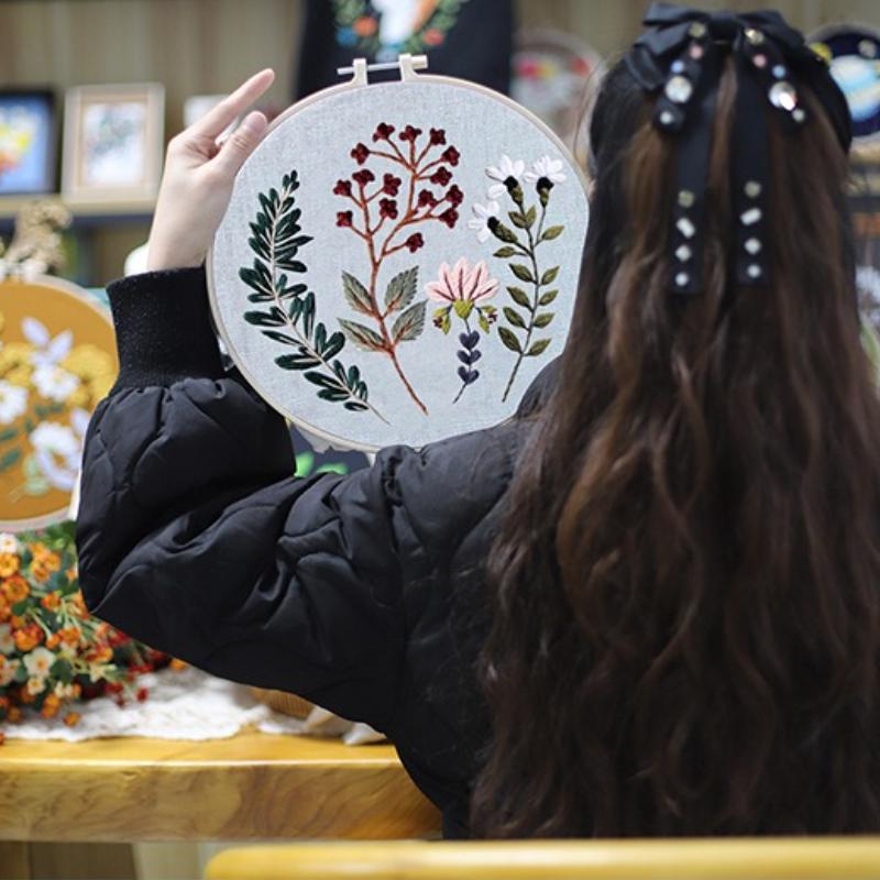 1pc Floral Embroidery DIY Fabric Craft Kit with Tools
