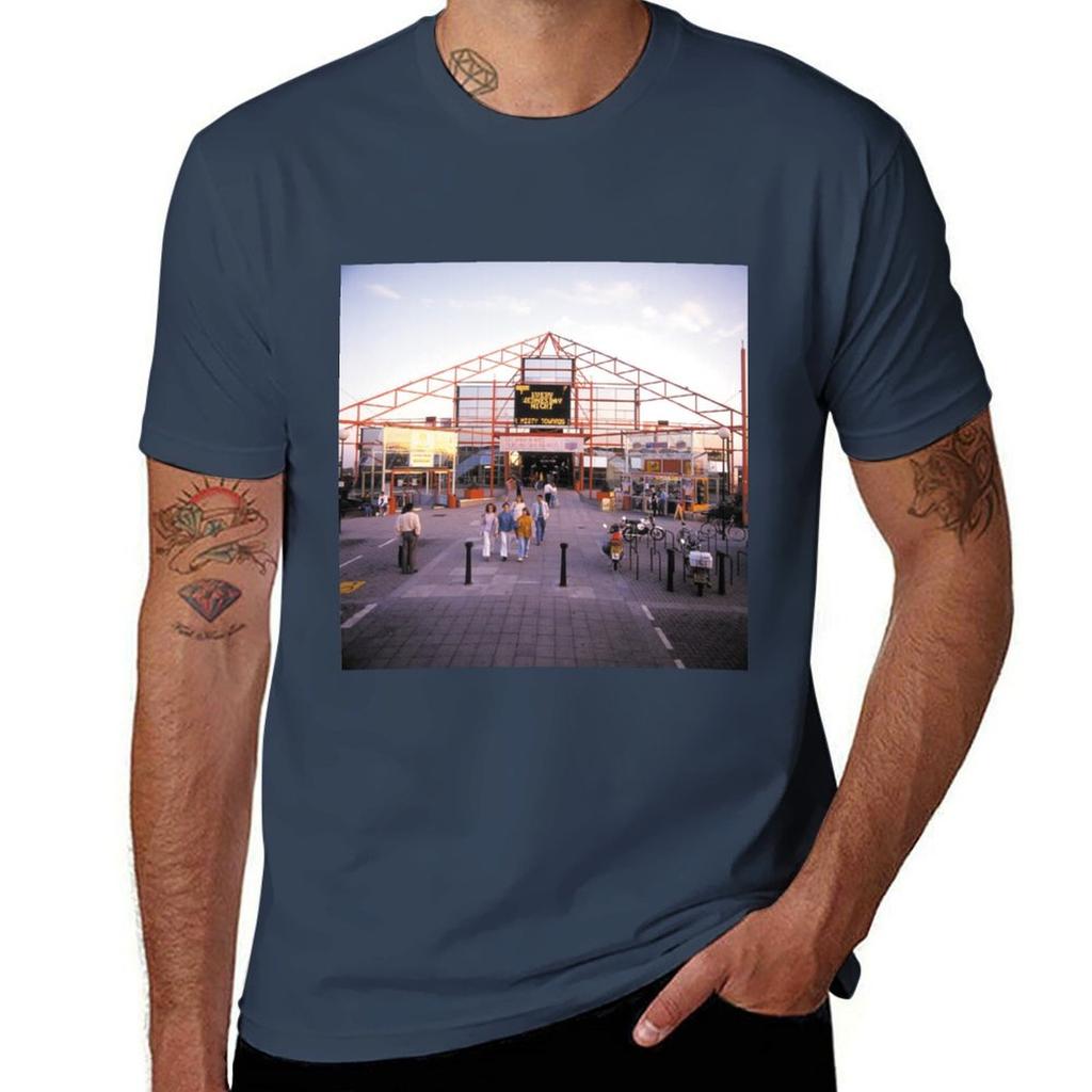 The Point, Central Milton Keynes, ca. 1990 T-Shirt Baumwoll-T-Shirt Packung T-Shirts Baumwolle 100% T-Shirt Mann Designer-T-Shirt