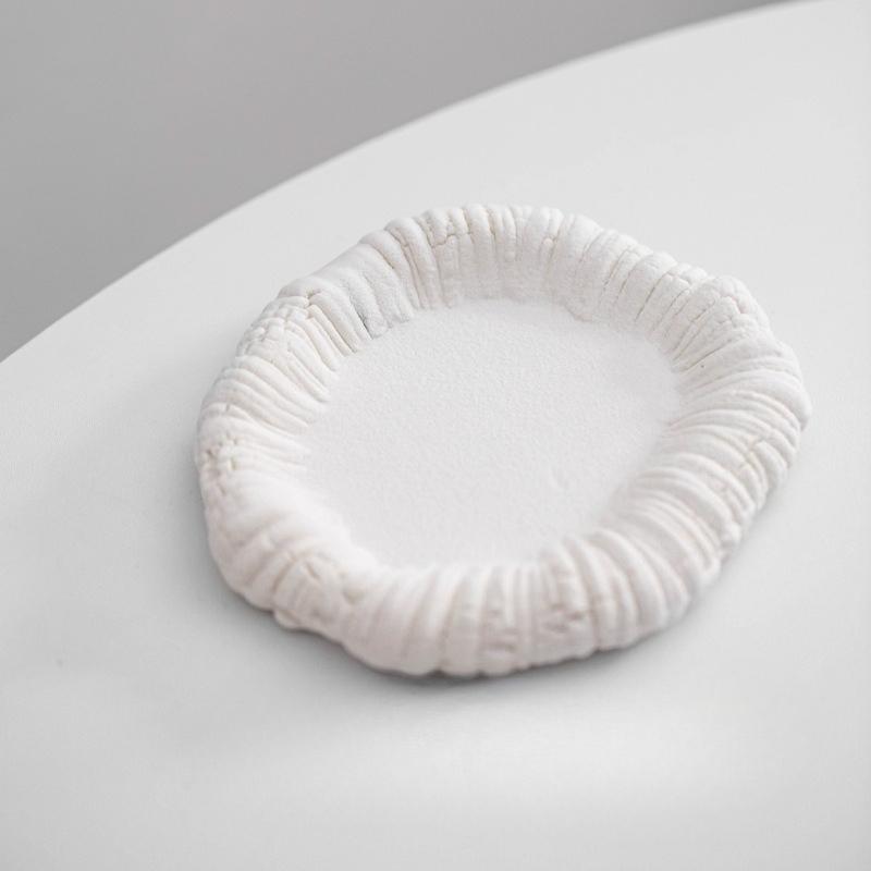 

Irregular Circular Ceramic Jewelry Plate, Vintage High-end Ring, Earring, Necklace, Dressing Table, Entrance Storage Tray білий