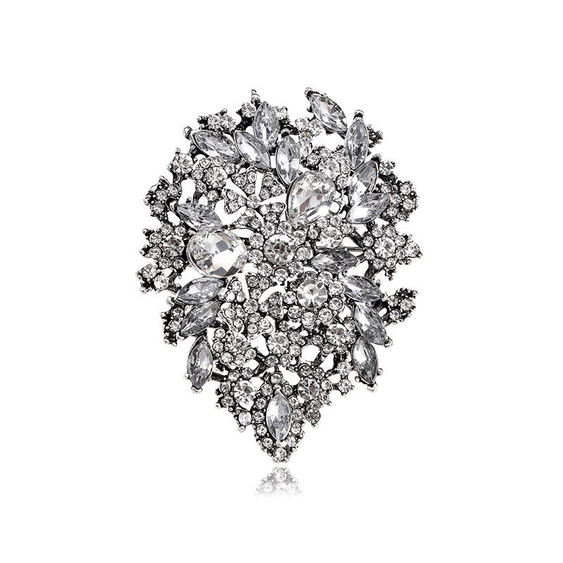 Retro Style Crystal Brooch Women's Atmospheric Corsage Coat Suit Anti-light Pin Diamond Accessories