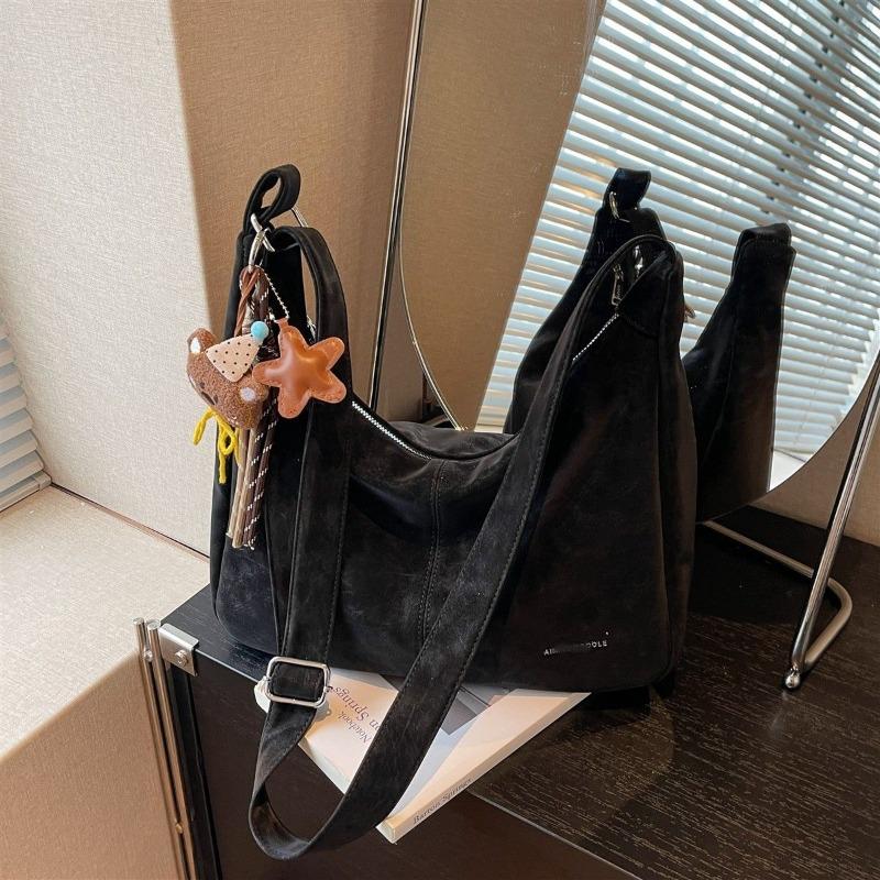 Women's bag new retro commuter versatile fashion niche large-capacity casual shoulder messenger bag