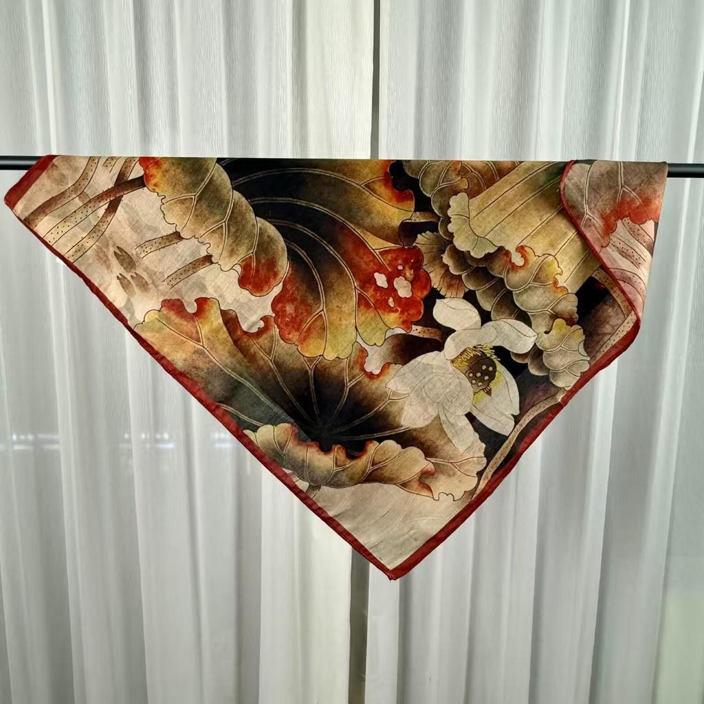 68x68cm Floral Velvet Scarf for Women Lightweight Square Scarves Elegant Spring/Summer Fashion Shawl Neckerchief Luxury