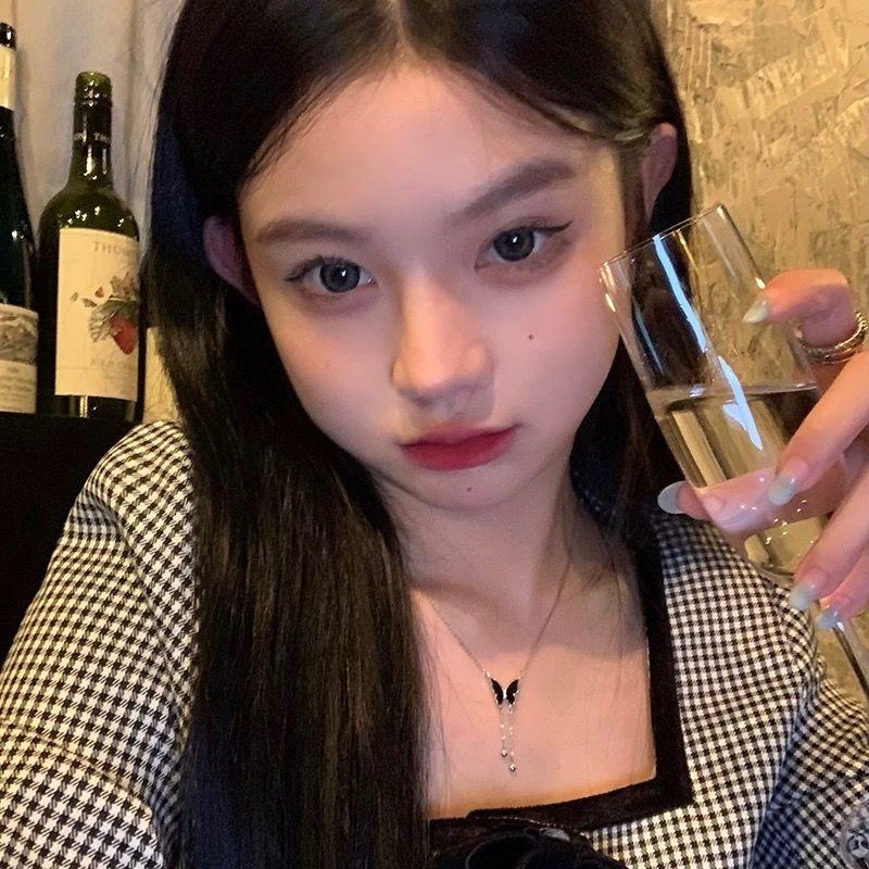 Super Exquisite~ Black Butterfly Necklace Women's Ins Premium Design Clavicle Chain Temperament Versatile Accessories