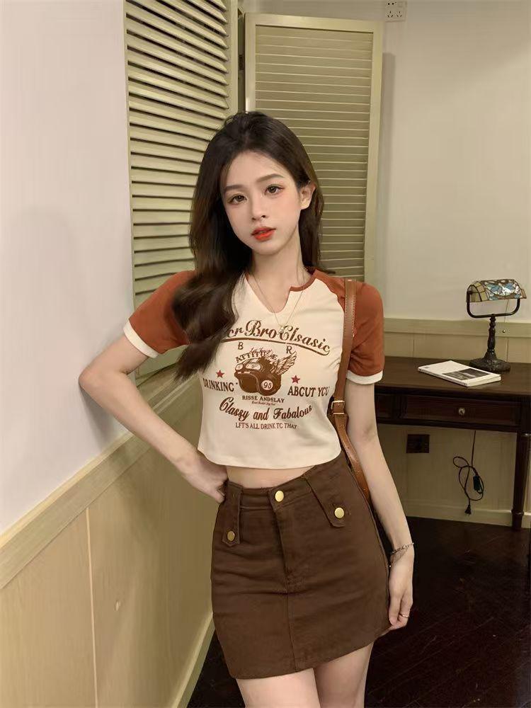 Korean version of the new color-inserted printed short-sleeved T-shirt women's summer V-neck slim-fitting and thin bottoming top women's tide wholesal