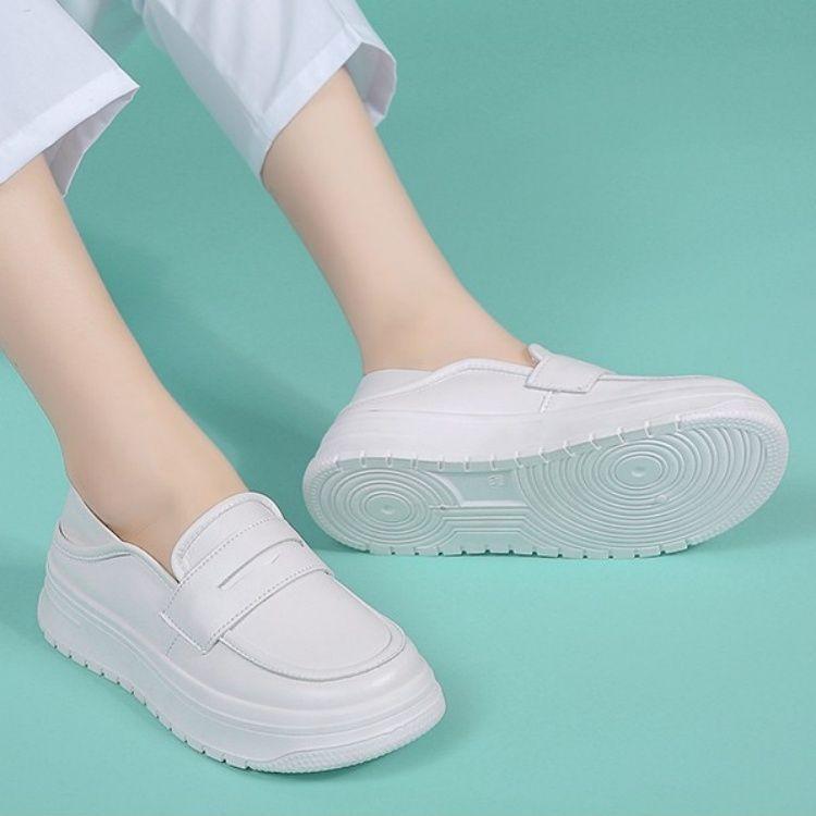 Krankenschuhe Damen Weichsohle Atmungsaktiv Dicksohle Rutschfest Nicht Ermüdend Füße Arbeit Kleine weiße Schuhe Ein Pedal Erhöhend Medizinische Spezialschuhe