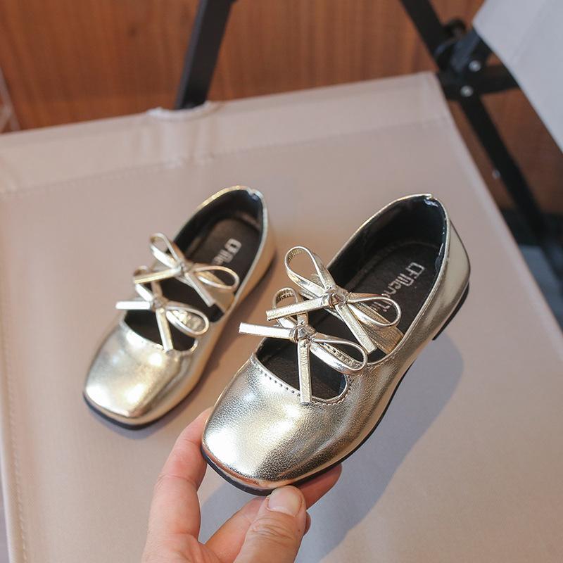 Cute Girl Dance Shoes with Anti-Slip Soft Soles - New Style