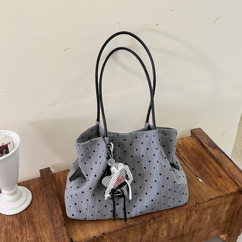 New fashionable large-capacity single bag shoulder handbag messenger bag women's tote bag winter bag