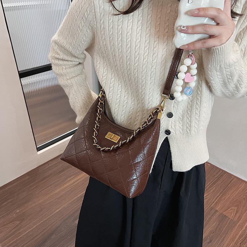 Autumn new retro women's bags diamond chain underarm bags women's shoulder messenger bags