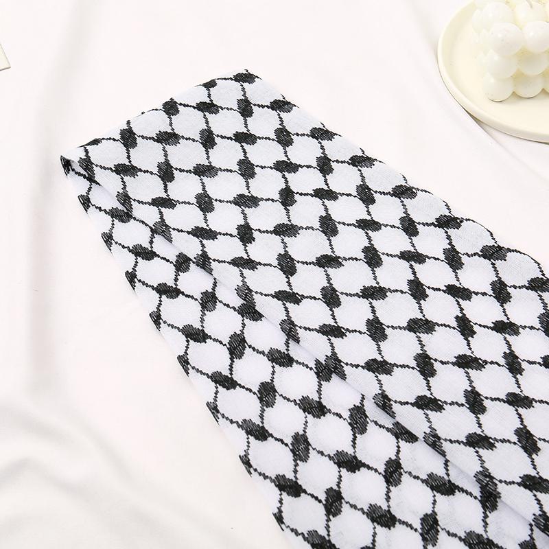 Sciarpa Araba Bianco Nero Frange Colorate Stole Sottili Lunghe Arabe Elementi Etnici Pareo Moda Unisex Foulard in Poliestere