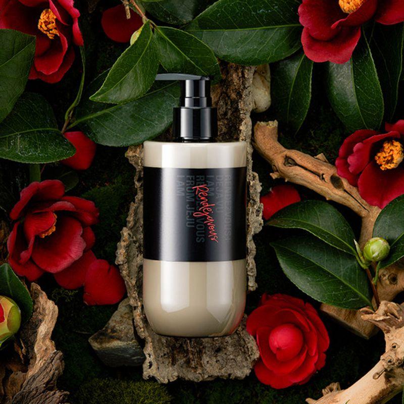 [Bath Bomb Giveaway] La Viancamellia Perfume Body Lotion 300ml
