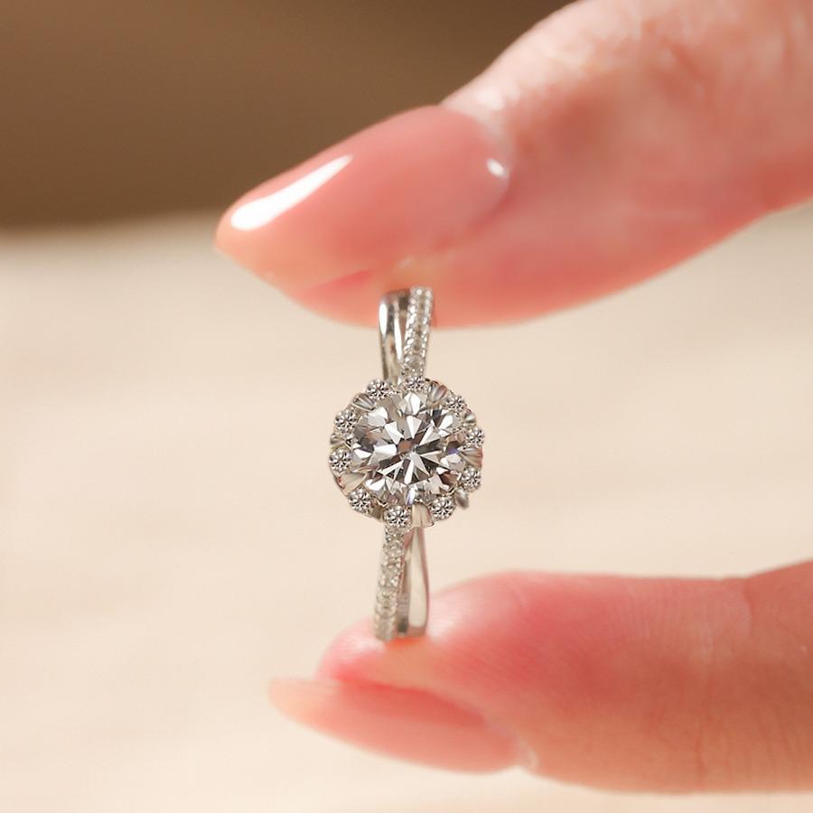 Verstellbarer First Snow Moissanit Verlobungsring - 50 Karat Simulierte Diamant Hochzeits Schmuck