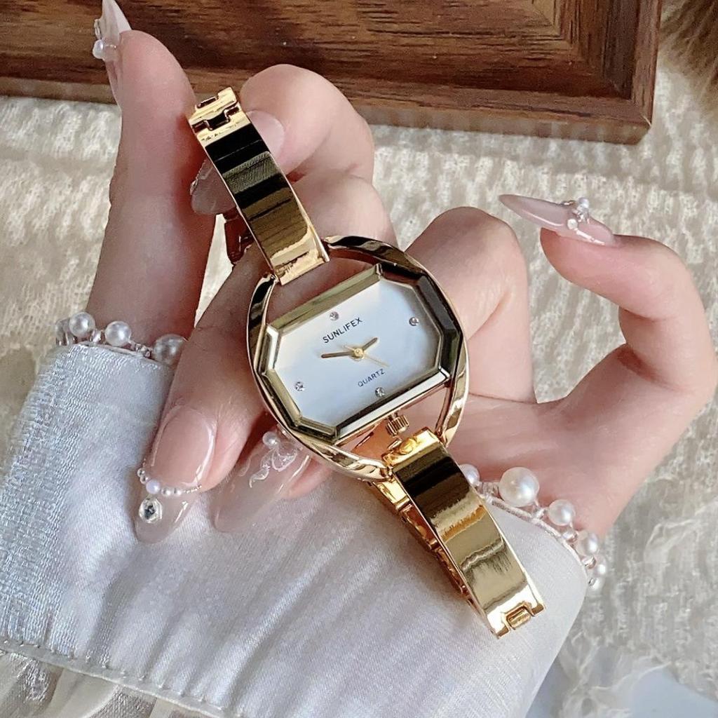 SUNLIFEX Women's Vintage Rectangular Gold Quartz Watch - Exquisite High-End Chain Wristwatch