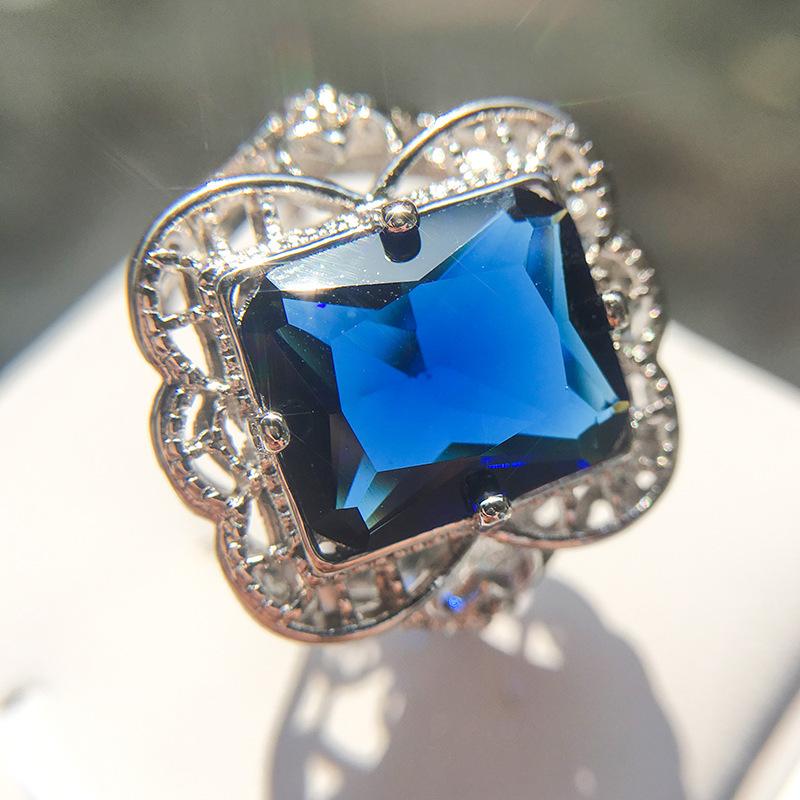 Classic Jewelry, Sapphire Court Hollow Pattern Ring, Platform Fast Order