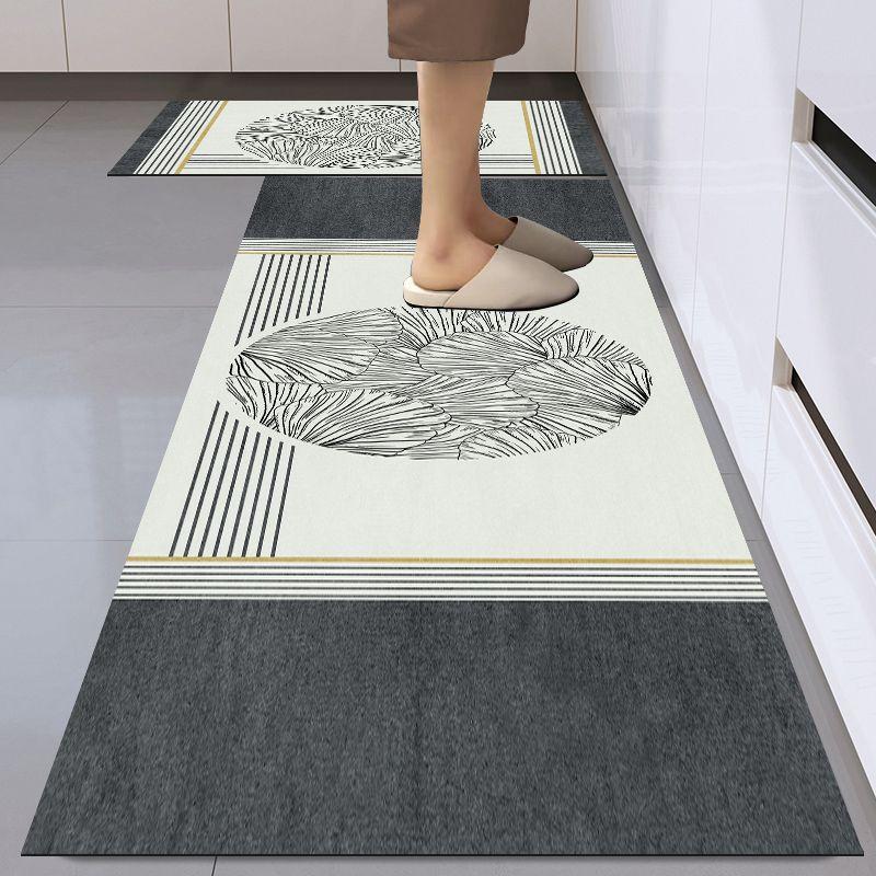 

Развивающийся диатомитовый коврик Скандинавский стиль Нескользящий Водопоглощающий Бесшумный Кухня Зона для завтрака Домашнее украшение 40X60CM random color