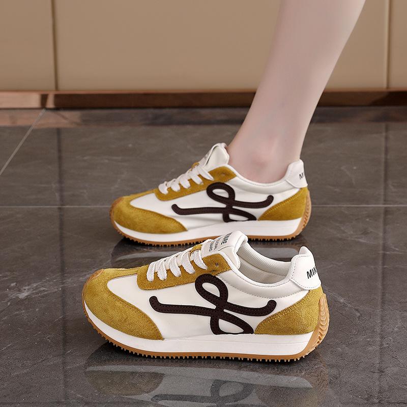 Forrest Gump Shoes Women's New 2025 Spring and Autumn Breathable Little White Shoes Thin Sole Korean Version Wear-resistant Casual Board Shoes Stud