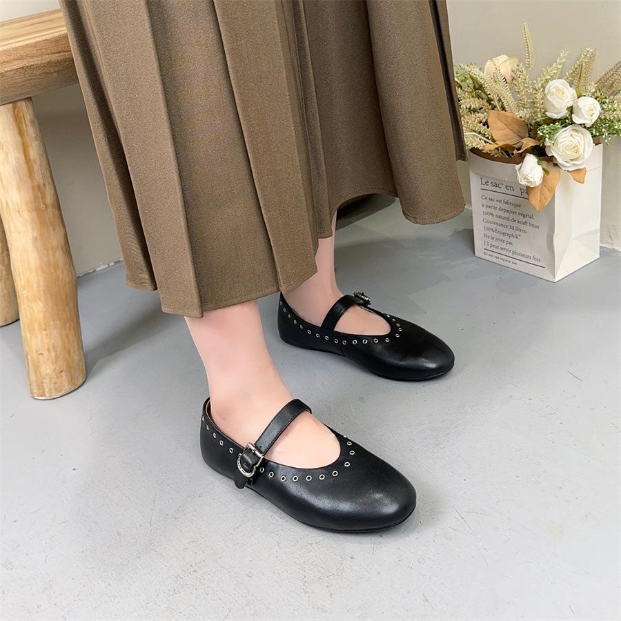 Johnature Retro Mary Janes Shoes Comfortable Round Toe Rivet Shallow Buckle Strap Women's Flat Shoes