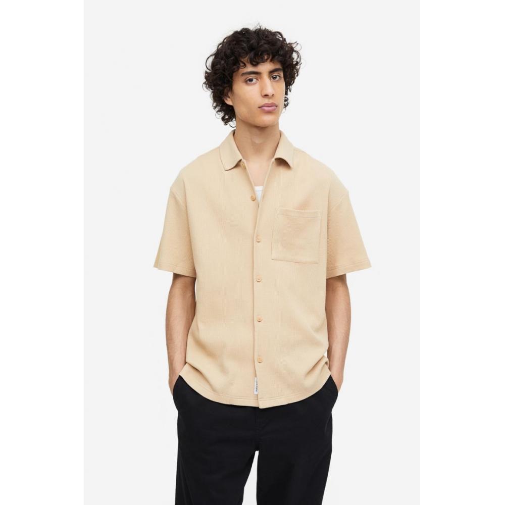 

Рубашка свободного кроя HM с вафельной текстурой, бежевая