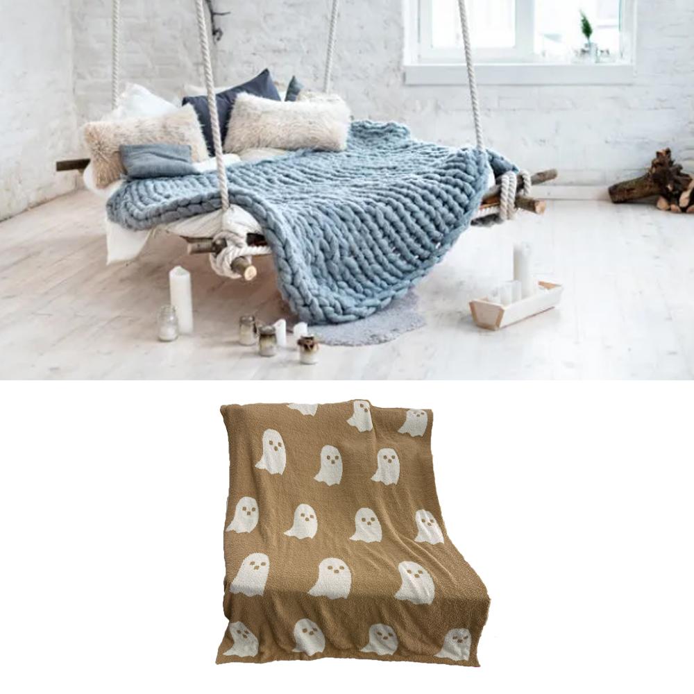 Ghosts Blanket Soft Comfortable Breathable Halloween Throw Blanket for Watching TV Camping Khaki