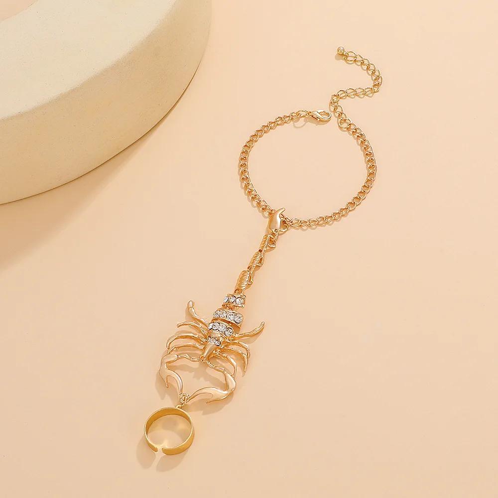Set di Braccialetti Anelli a Catena con Frange Scorpione Punk Vintage per Donne Uomini Anello Gotico di Cristallo Braccialetti Collegati per Dita Gioielli