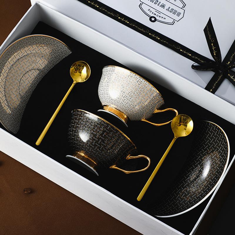 Jinge Set Tazza da Caffè e Sottotazza in Ceramica Ossea Europea Set da Tè Pomeridiano Britannico Retro Scatola Regalo Tazza da Tè Regalo