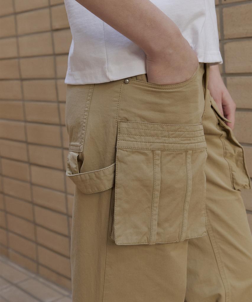 GREENBUTTER Mid Rise Pocket Pants (Beige)
