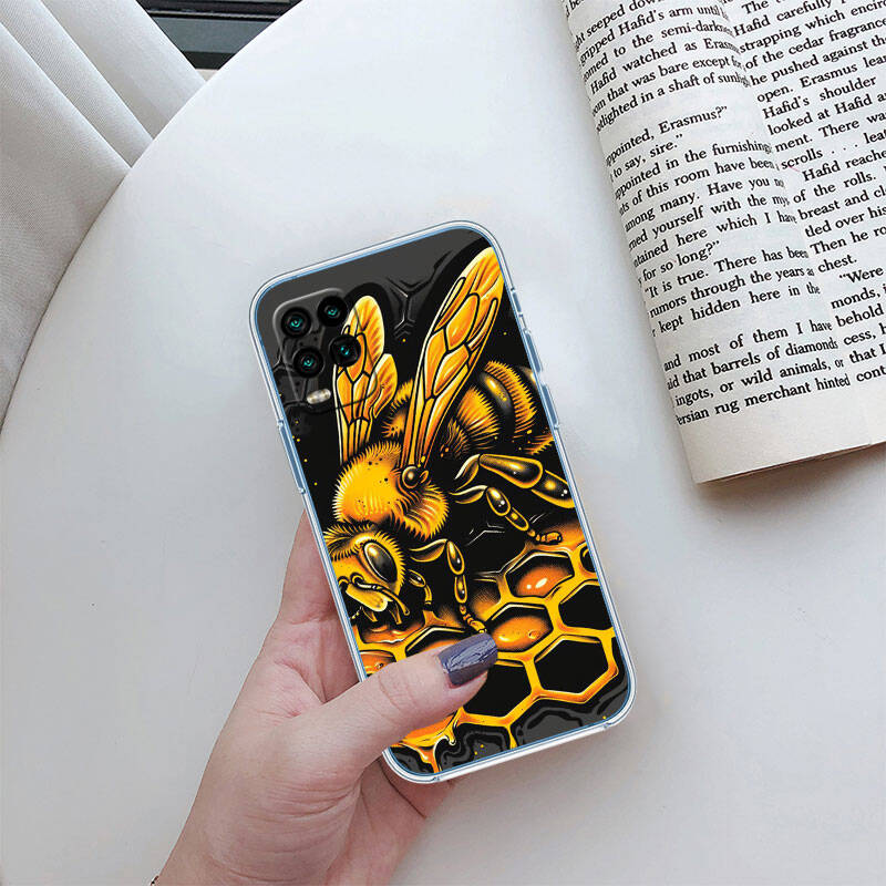 MH20 Bees Cartoon Case for Motorola E7 G6 G7 G8 G9 Plus Power Play G10 G20 G04 E30 E40 E22 E20 E13 E15 G22 G23 G05 G75 G35 G55