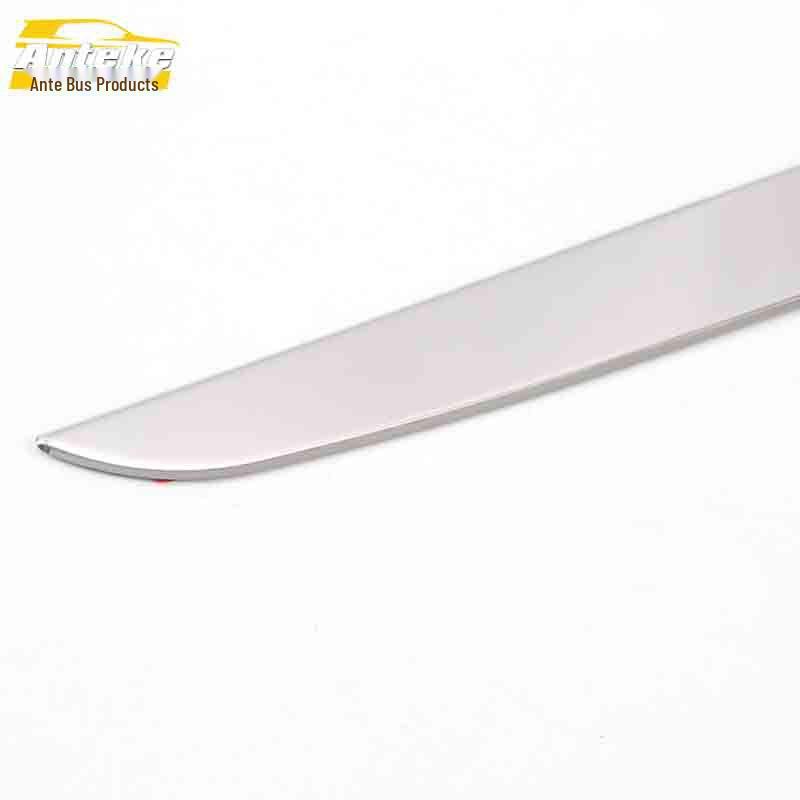 Roewe RX3 Tailgate Stainless Steel Trim: Anti-Scratch Decorative Accessory
