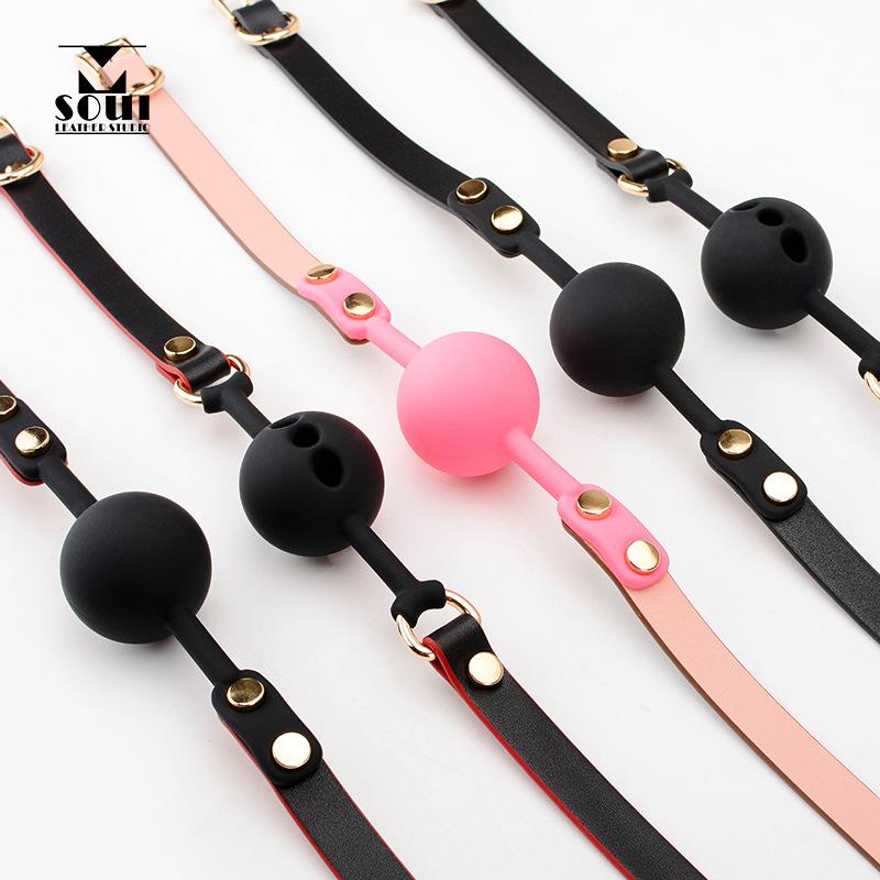 Men's Small Silicone Cowhide-Style Gag Ball with Breathable Hole for Deep Throat Comfort