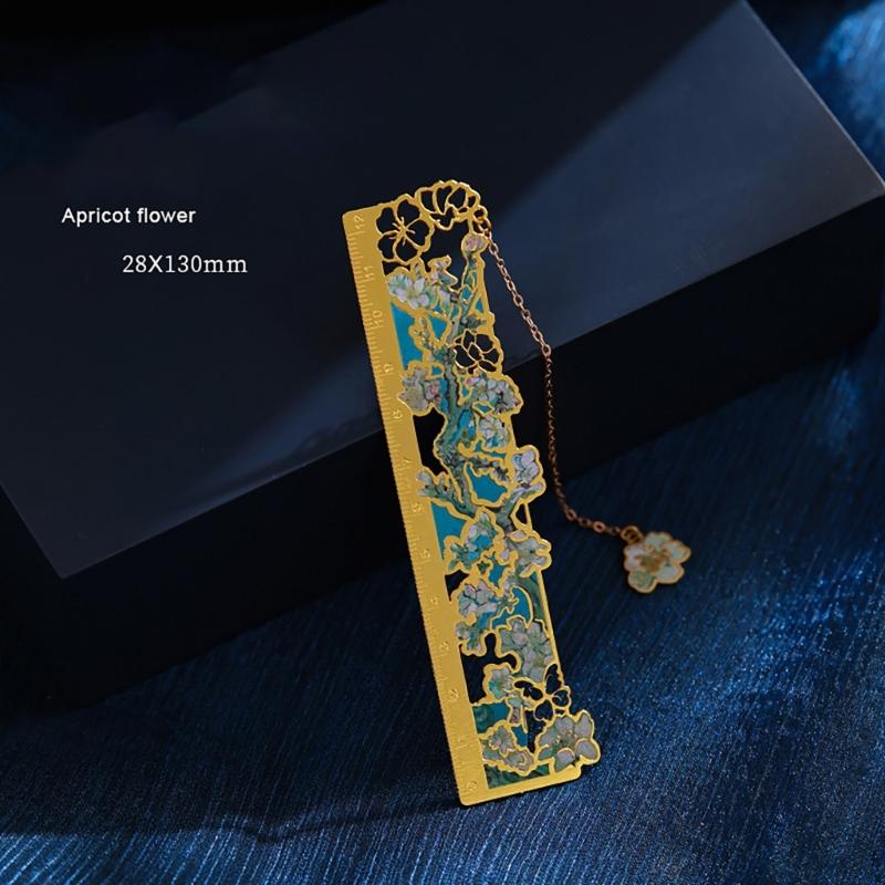 Vintage Hollow Bookmarks with Chain Hollow Metal Bookmarks Book Page Divider for Teacher Book Lover Reading Accessories