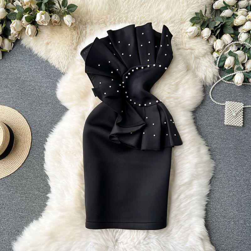 

Accessible Luxury Fashion Beaded Bandeau Slim-Fit Dress Dress Black M