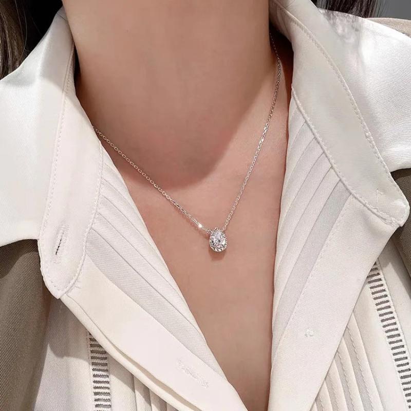 Women's Teardrop Necklace PT950 Platinum Moissanite Pure Tough Meaning Neck-Line Flattering Feminine Gift