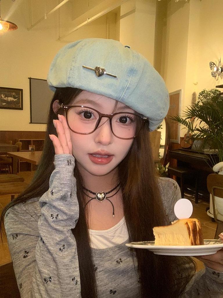 Women's Japanese Denim Heart Beret - Sweet & Versatile Octagonal Painter’s Hat for Large Heads